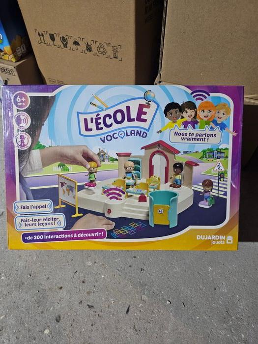 Jeu éducatif "L'école Vocoland" - photo numéro 1