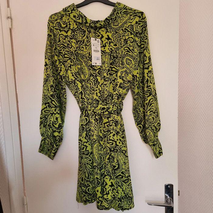 Robe zara verte à motif neuve - photo numéro 2