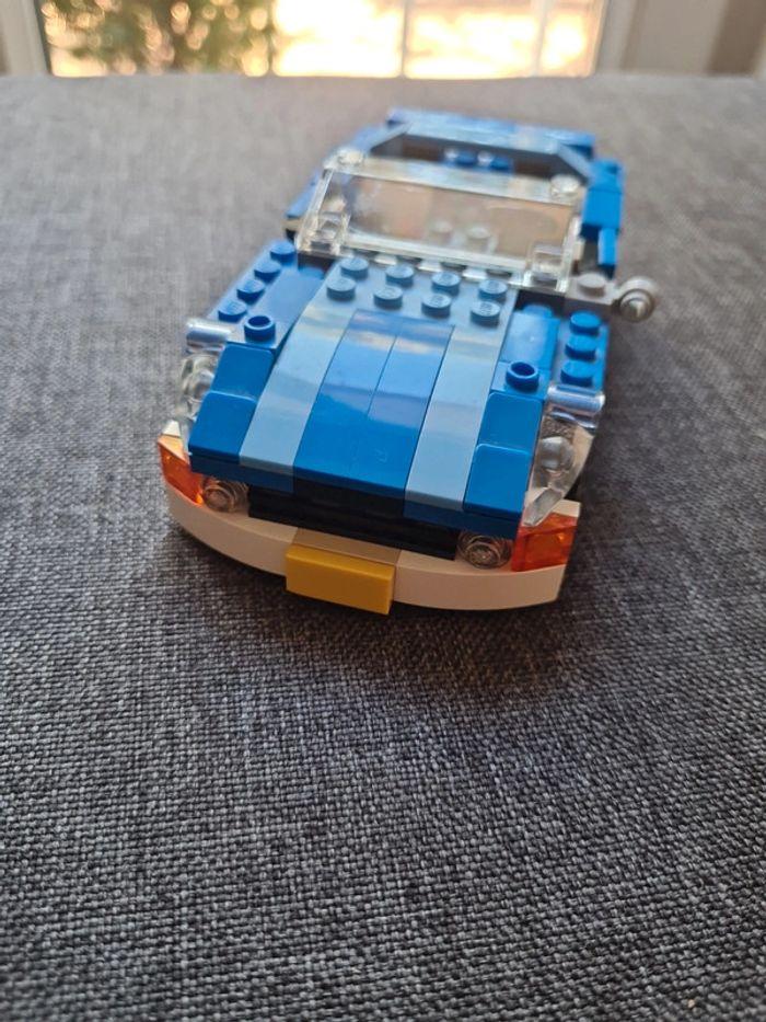 LEGO Voiture bleue - photo numéro 2