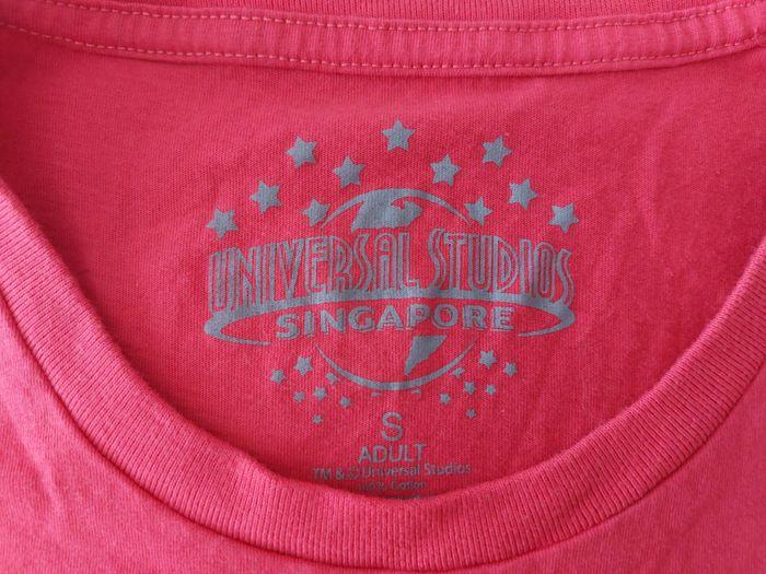 T-shirt Universal Studios Singapore rouge taille S - photo numéro 3