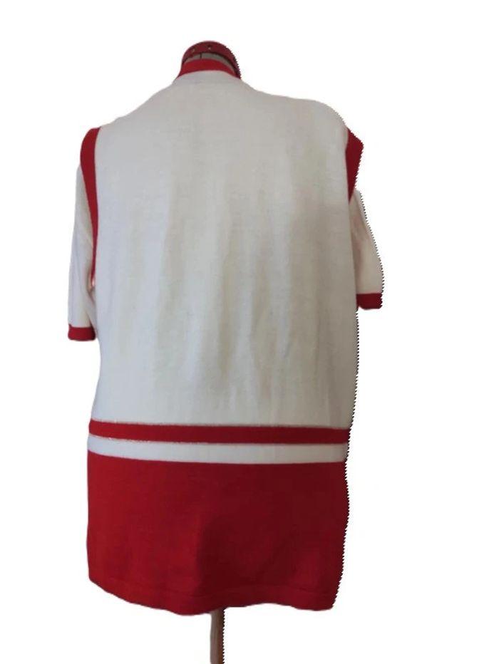 Ensemble pull gilet Créme rouge Pull blanc cassé rouge manche courte Taille 50 - photo numéro 3