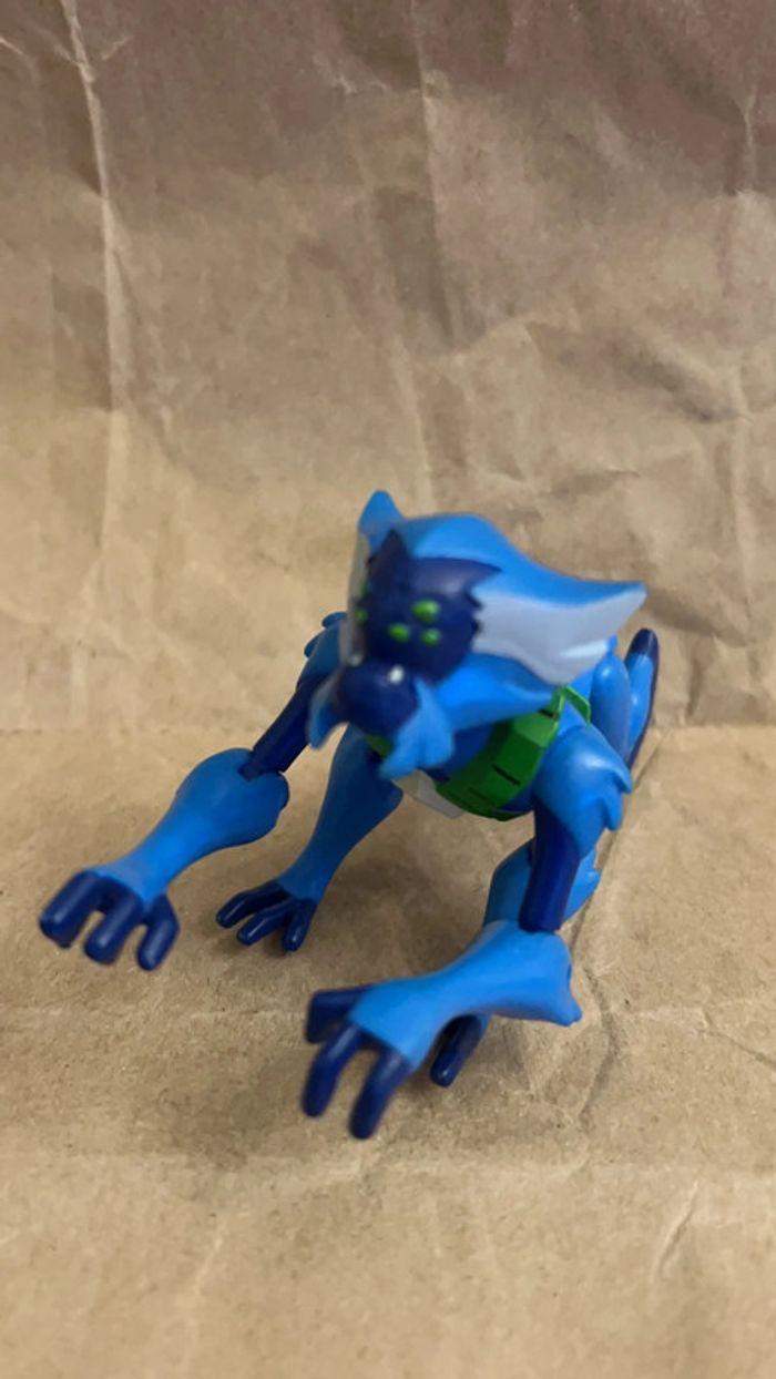 Bandai - Ben 10 - Rare figurine Ben 10 omniverse spider monkey  10cm - photo numéro 2