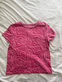 TEE shirt rose 8/9 ans