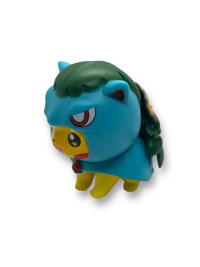 Pikachu en Herbizarre (Ivysaur) - photo numéro 6