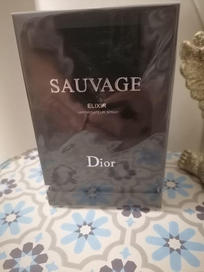 Parfum sauvage - photo numéro 1