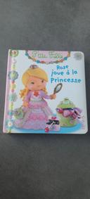 Livre Rose joue à la princesse