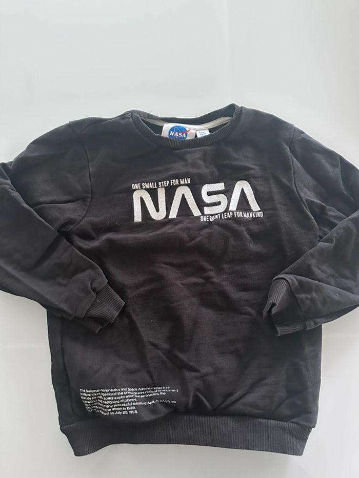 Pull NASA 8 ans - photo numéro 1