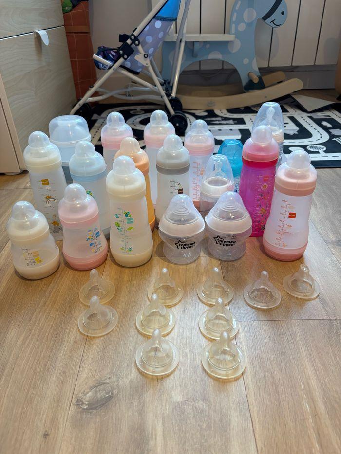 Lot biberons et boîte doseurs lait (mam, tommee Tippee, Nuk, Dodie) - photo numéro 1