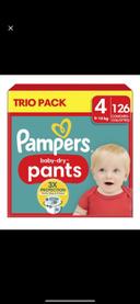 1 paquet de couches Pampers taille 4