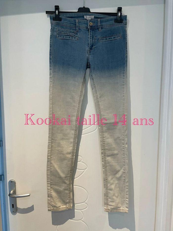 Jean taille haute coupe skinny bleu et blanc extensible kookai taille 14 ans - photo numéro 1