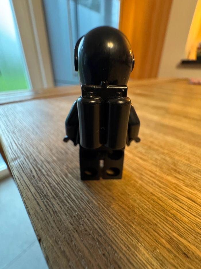 Minifigures Lego - Blacktron - photo numéro 2