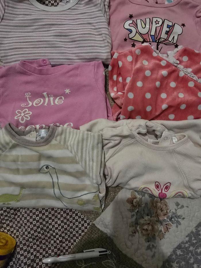 Lot de pyjamas bébé fille 6 mois - photo numéro 2