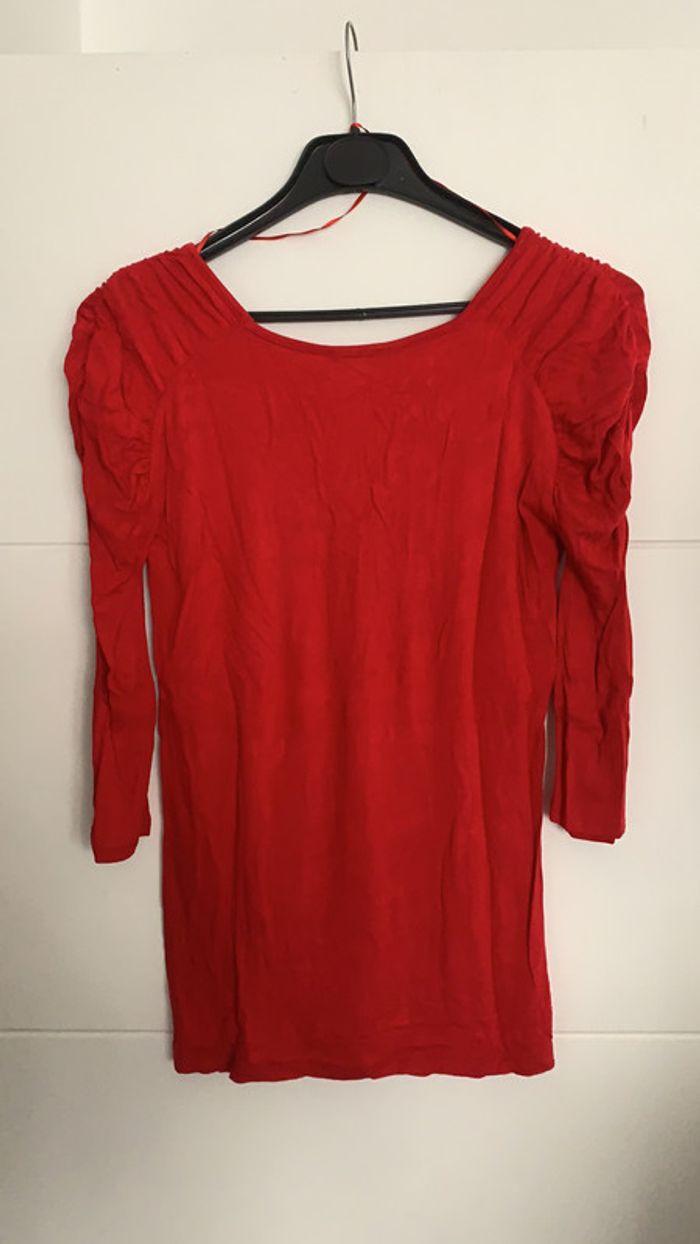 T-shirt manches 3/4 rouge vif taille M - photo numéro 2