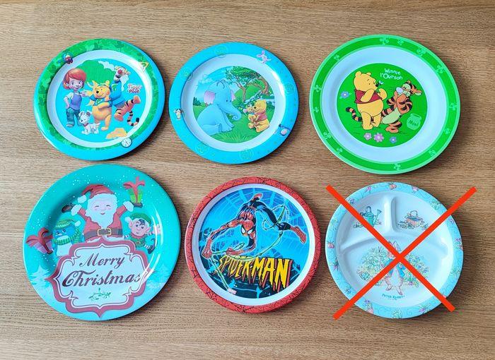 🌿 Lot de 5 assiettes enfant en mélamine - Disney / Marvel / Noël 🌿 - photo numéro 1