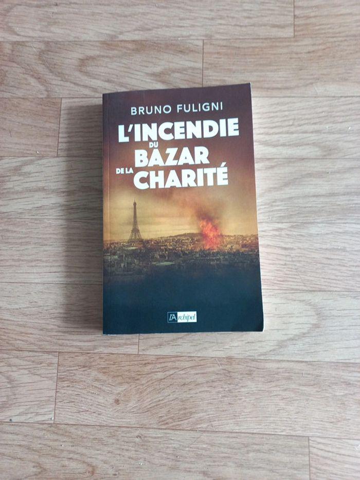 Livre l'incendie du bazar de la charité