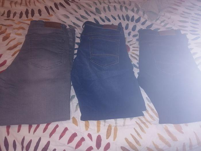 Lot de 3 jeans neufs - photo numéro 1