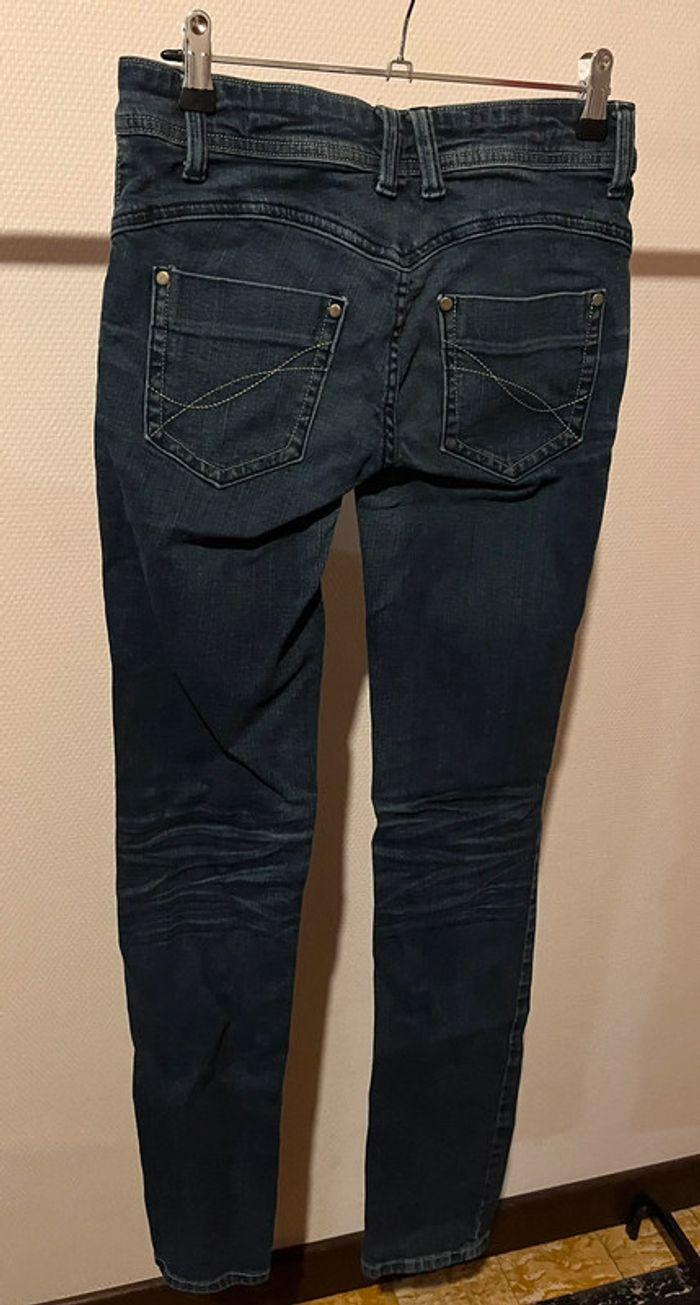 Jeans bleu taille 36 - photo numéro 2