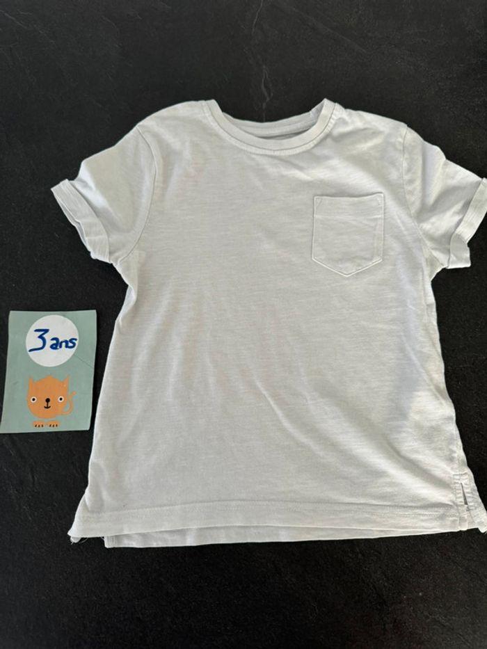 Tee shirt primark 2/3 ans 98cm - photo numéro 1