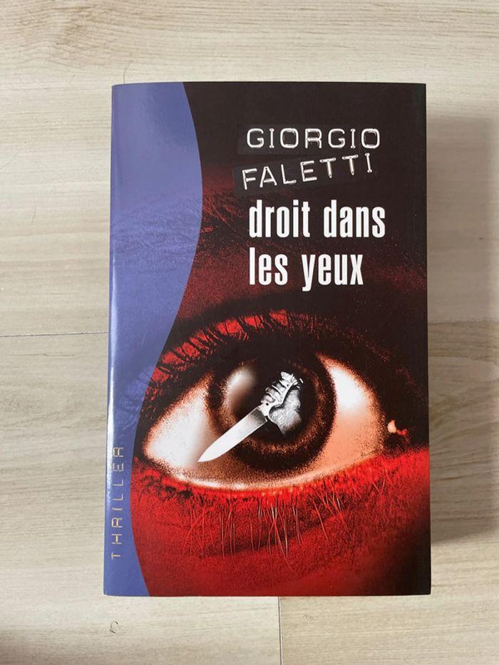 Droit dans les yeux - photo numéro 1