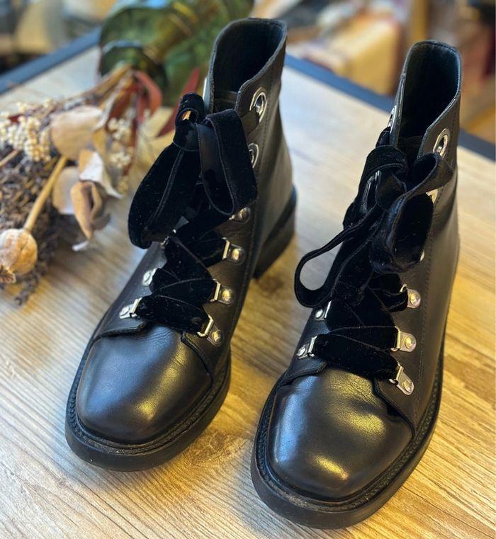 Bottines Claudie Pierlot en cuir noir et lacets en velours, modèle Aramis, pointure 36 - photo numéro 2