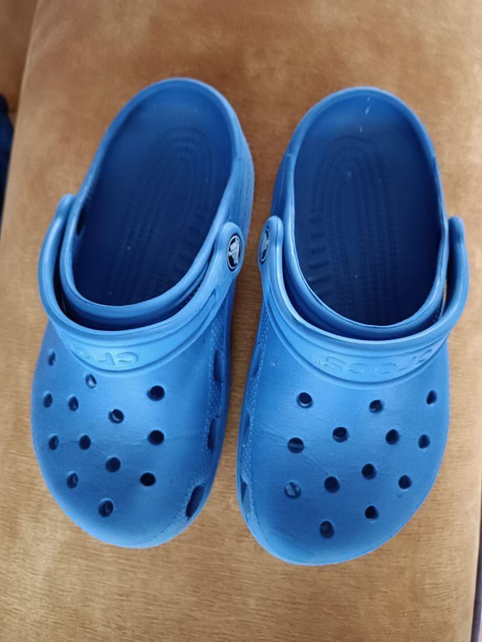 Crocs sabot Bleu pointure 30/31 . - photo numéro 2