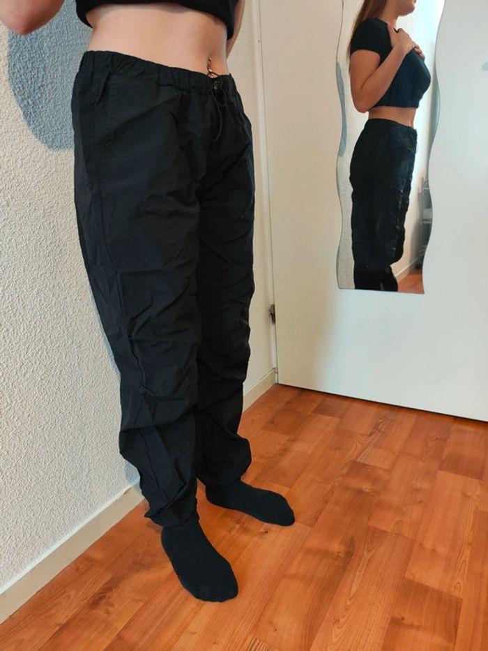 Pantalon parachute kiabi - photo numéro 1