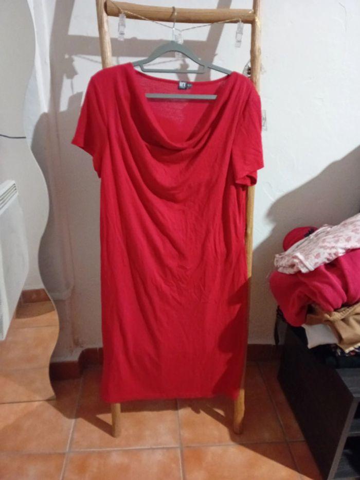 Robe femme taille 42/44 - photo numéro 1