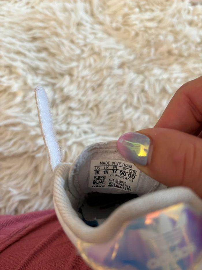 Magnifique chaussures de bébé Adidas taille 17 - photo numéro 5