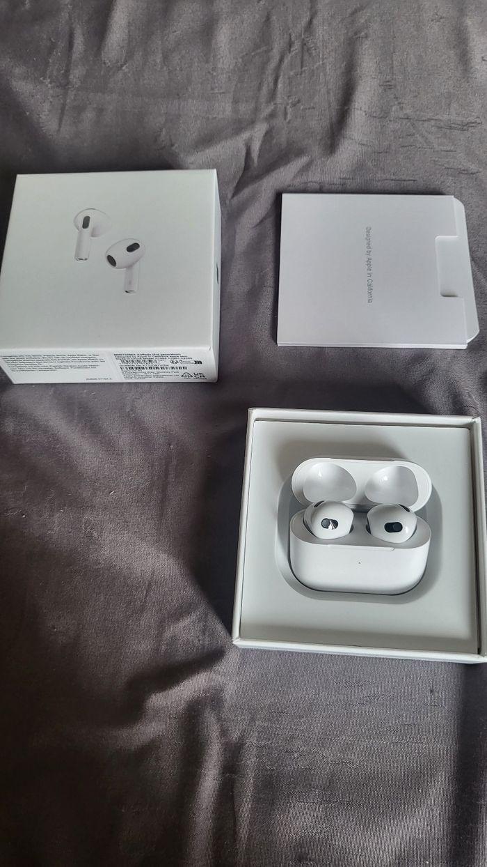 Air pods 3 - photo numéro 8