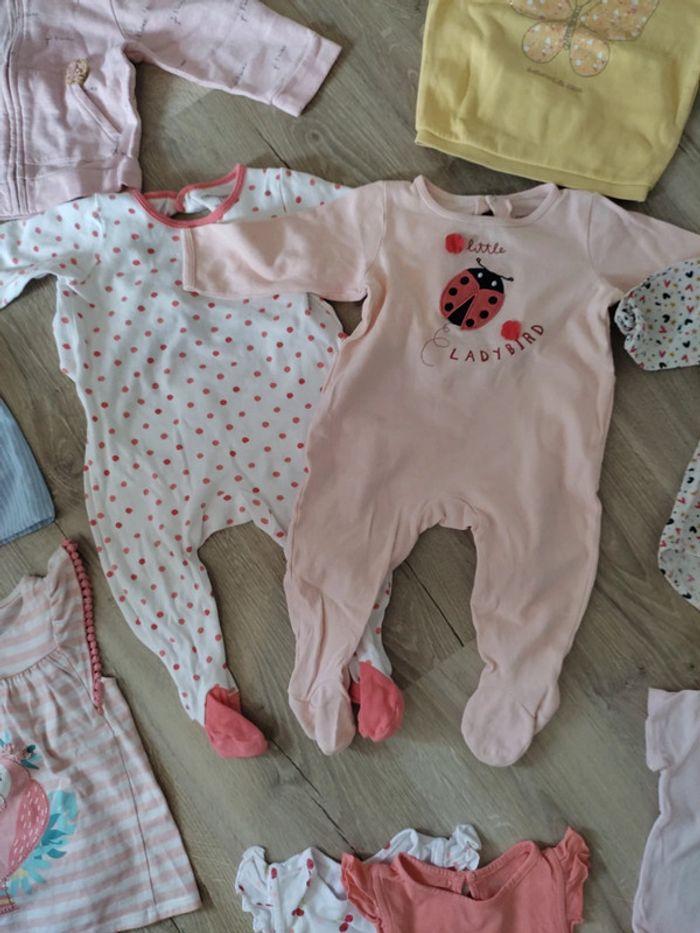 Lot vêtements bébé 18 mois été - photo numéro 4