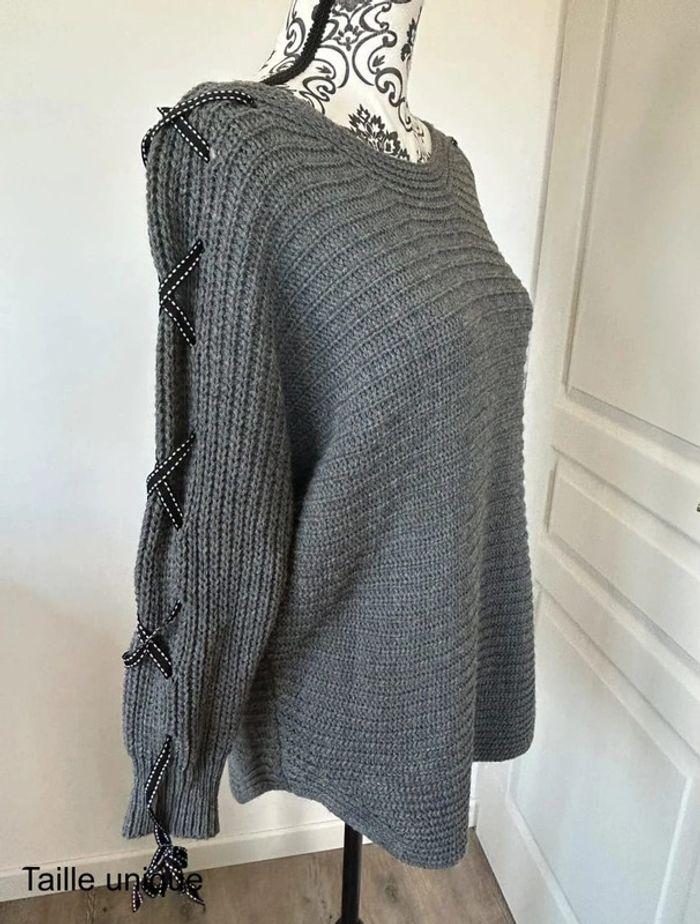 Pull long gris – Original et confortable, taille unique (36-40), très bon état 💖 - photo numéro 9