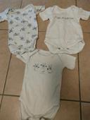 Lot de 3 bodys manches courtes