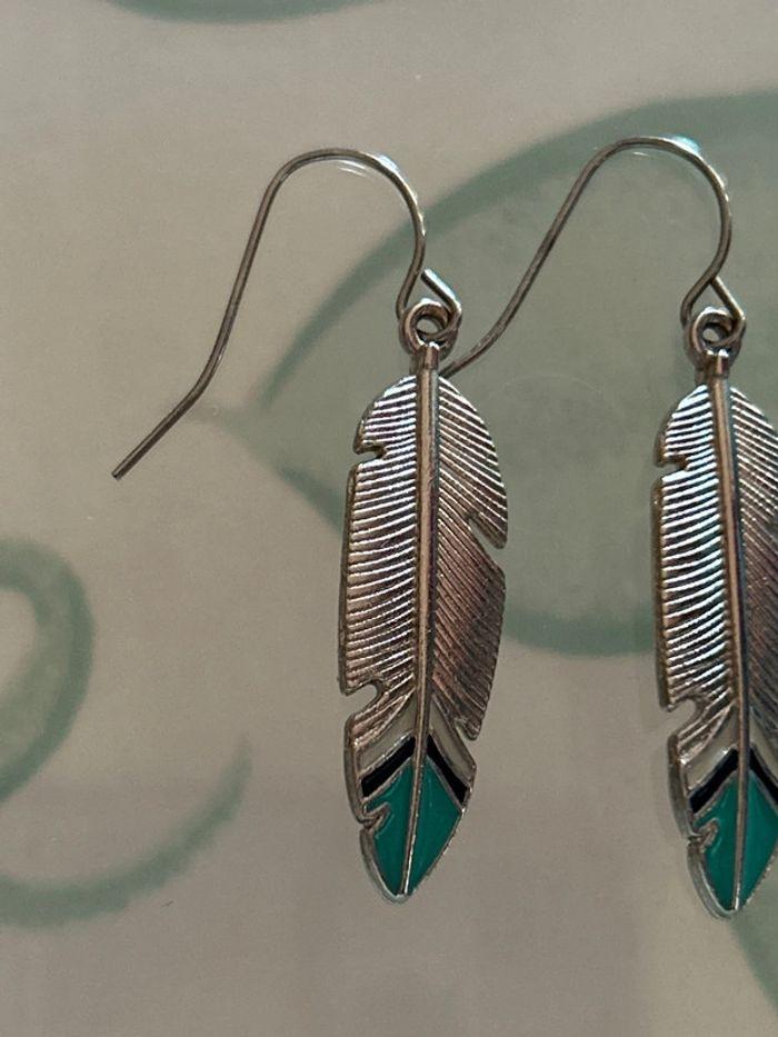 belles boucles d’oreilles forme plumes, neuves, jamais porté, Vintage - photo numéro 2