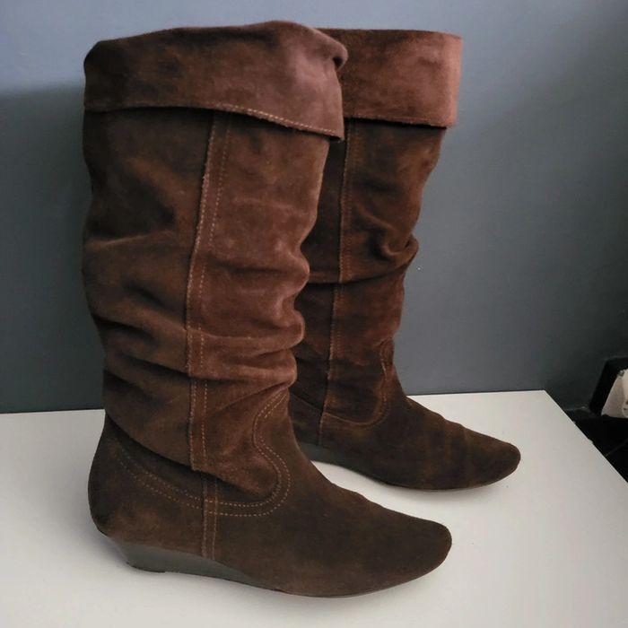 Paire de bottes en velours taille 35 en bon etat - photo numéro 20