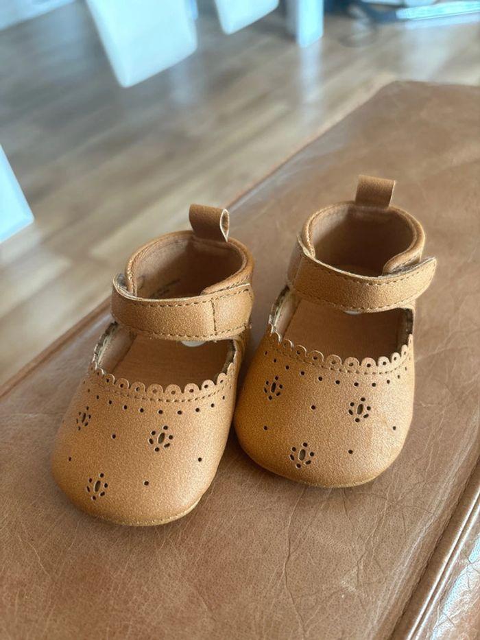 Chaussure bébé fille T0/3 mois - photo numéro 1