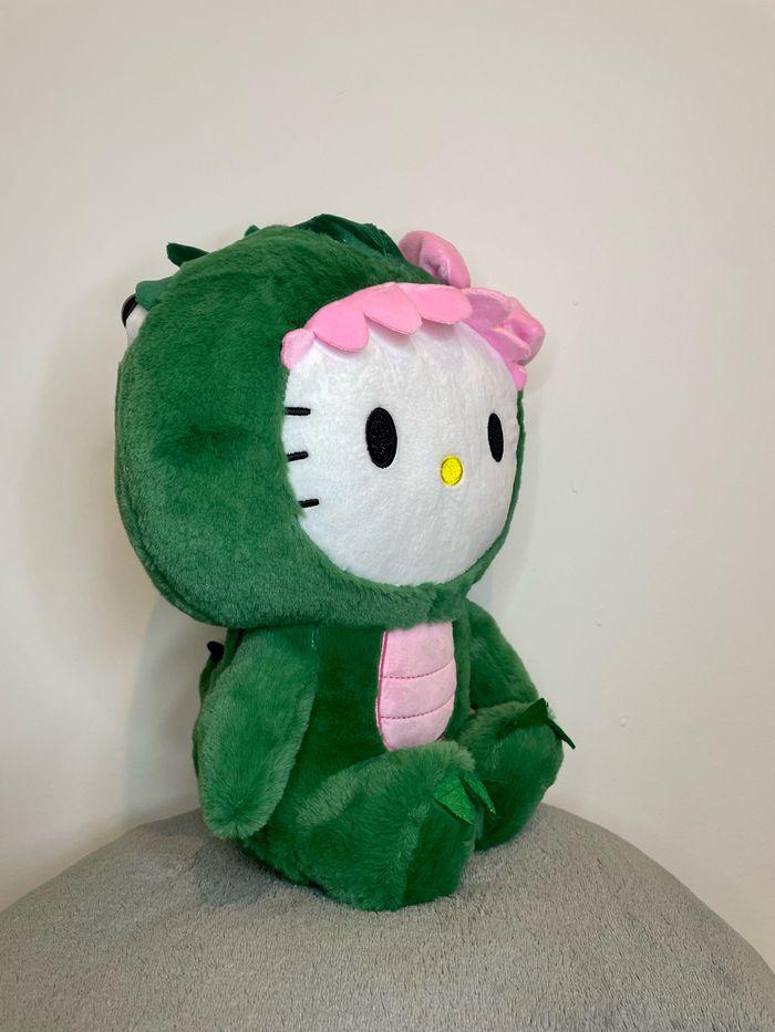 Peluche Sanrio Hello Kitty dinosaure + Calendrier de l’Avent de noël Sanrio - photo numéro 8