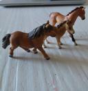 Lotb2 chevaux et un poulain Schleich