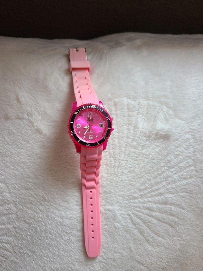 Montre rose Ice Watch - photo numéro 1