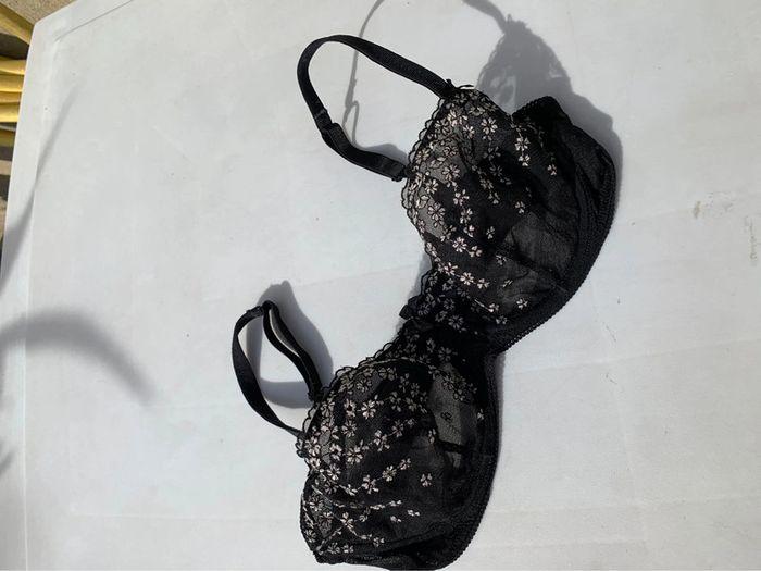 Soutien gorge noire à dentelle blanche taille 95D de Rouge Gorge - photo numéro 3