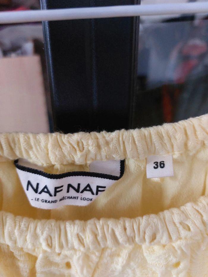 Haut Naf Naf broderie jaune Taille 36 - photo numéro 3