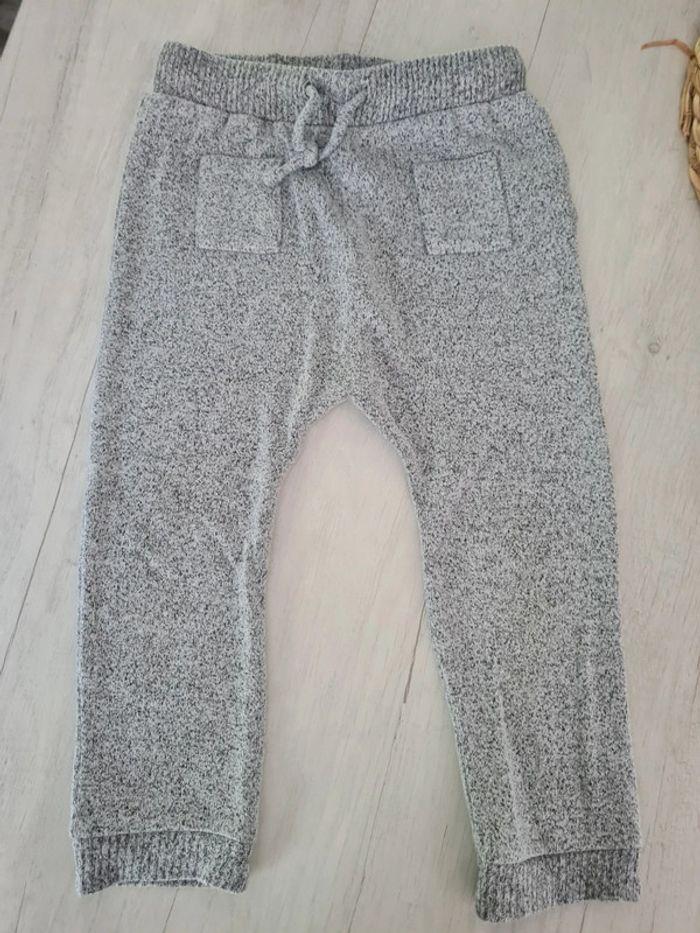 Pantalon gris - photo numéro 1