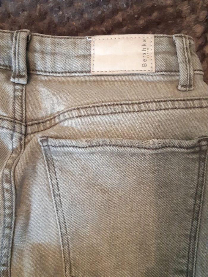 Jeans Bershka T32 (très petit 36) - photo numéro 5