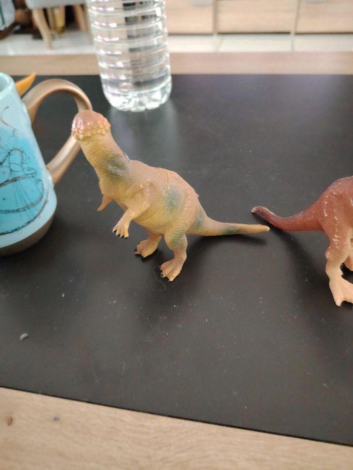 Lot dinosaures - photo numéro 9