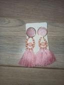 Boucles d'oreilles neuves