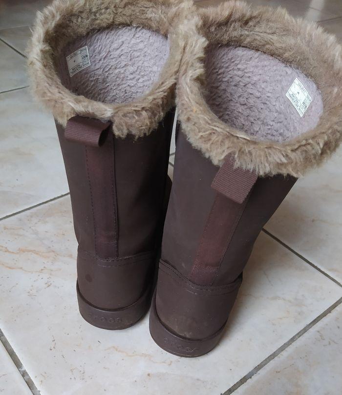 Bottes fourrées crocs taille 36. - photo numéro 2