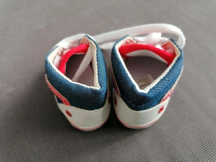 Chaussures basket bébé garçon avec lacets neuf - photo numéro 3