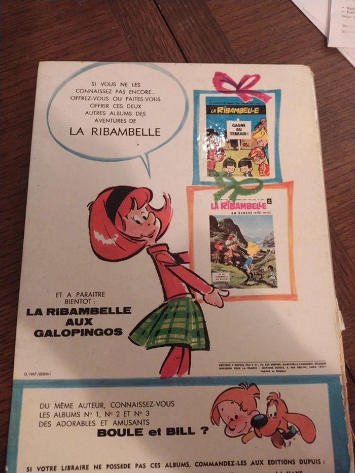 La ribambelle s'envole

Par Giambattista Vicq, Jean Roba (Dessins) - photo numéro 2