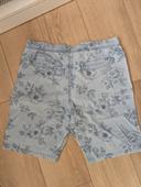 Short fleuri t.42