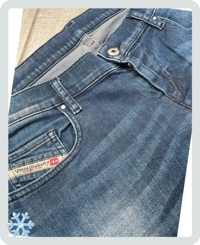 Jeans Diesel taille W31 femme slim-skinny - photo numéro 4