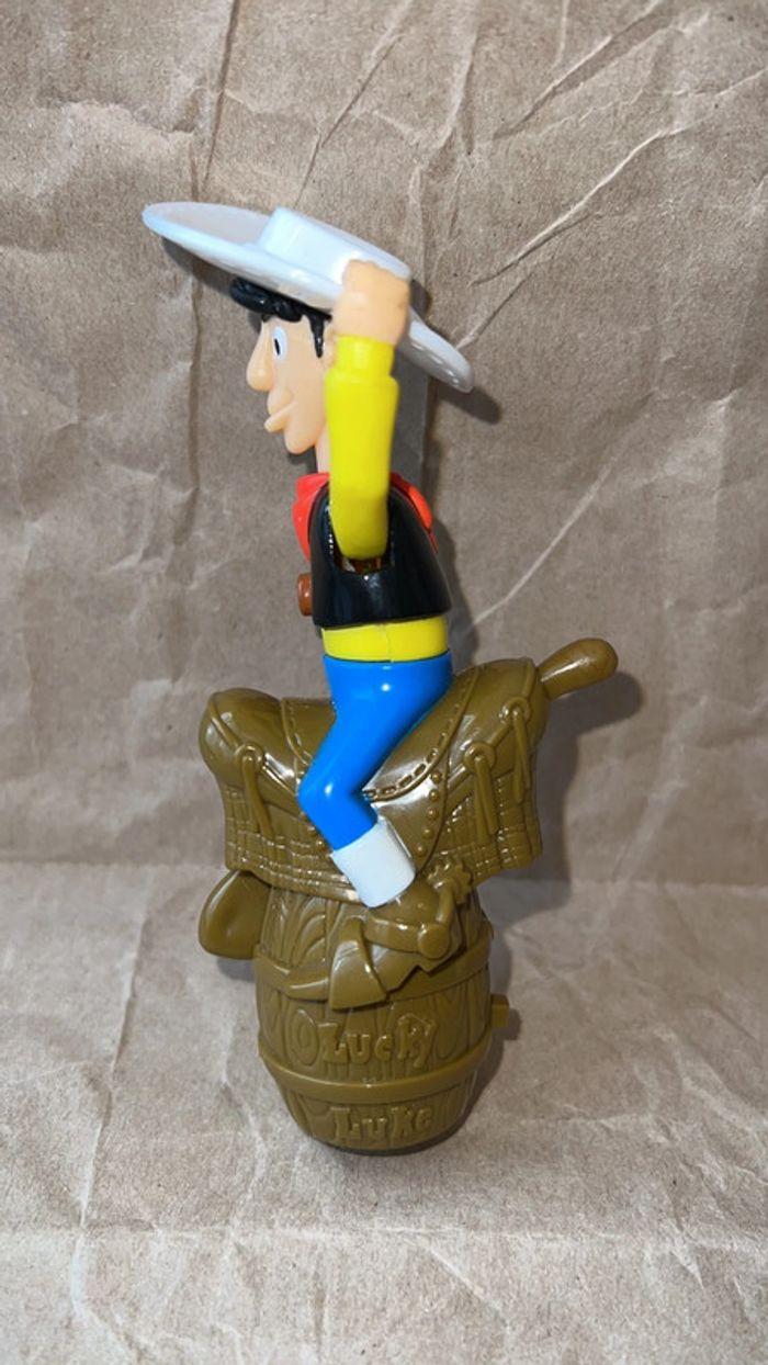 Mac Donald’s - Lucky comics 2003 - 4 figurines Lucky Luke - photo numéro 16